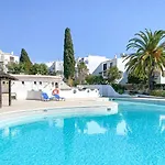 Apartament Welcoming Oasis 500m Ac Wi-fi Pool Balcony