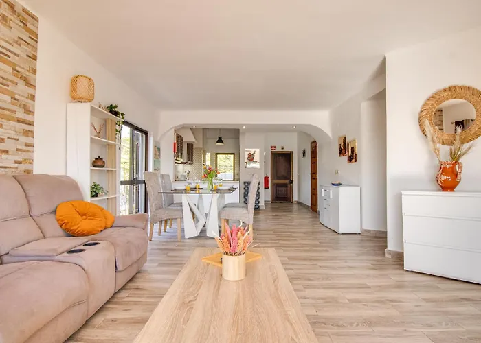 Welcoming Oasis 500m Ac Wi-fi Pool Balcony Αλμπουφέιρα