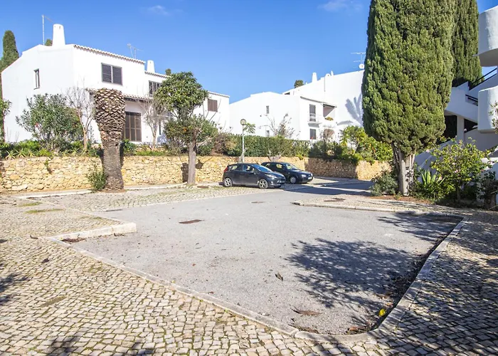 Welcoming Oasis 500m Ac Wi-fi Pool Balcony Διαμέρισμα *