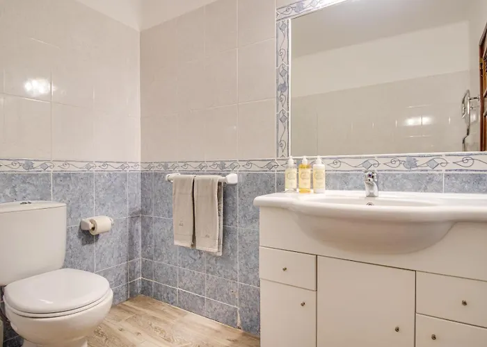 Διαμέρισμα Welcoming Oasis 500m Ac Wi-fi Pool Balcony Αλμπουφέιρα